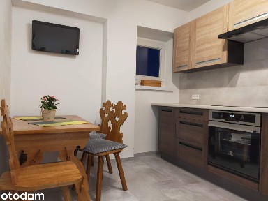 SPRZEDAM mieszkanie w CENTRUM- 3 pokoje z balkonem 50,7 m2 po remoncie