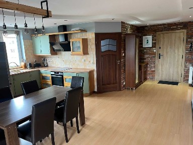 Mieszkanie 3 pokoje 77 m² | garaż z piwnicą 24 m² | blisko jeziora