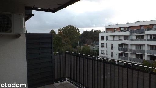 Kawalerka z balkonem i garażem przy ul. Siennickiej
