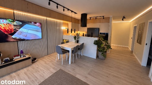 WYJĄTKOWY APARTAMENT 75 m² NA TRAKTOWEJ - WYSOKI STANDARD.