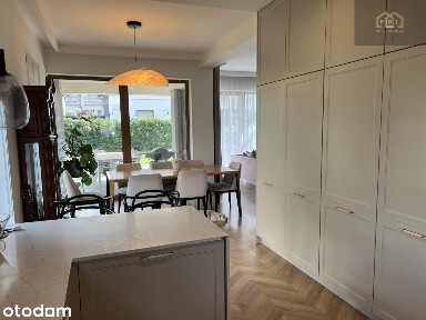 Nowoczesny dom z basenem 210 m2!