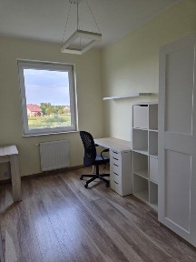 Mieszkanie, 3 pok, miejsce postojowe, komórka