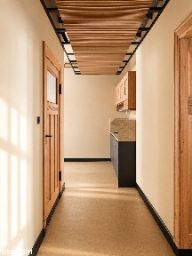 Przestronne 77,5 m² w historycznej kamienicy, Łazarz | English welcome