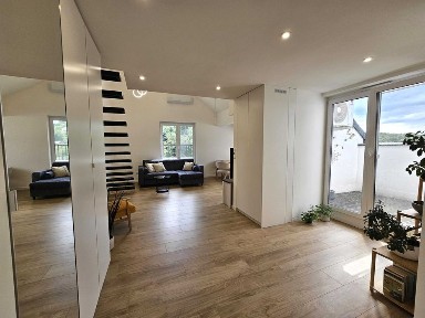 Wyjątkowe mieszkanie z antresolą | 67 m² | Ostatnie piętro | 2023 r. | Duże miejsce postojowe