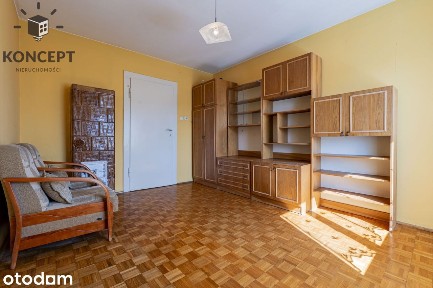 2 pokoje do remontu na przeciwko Szpitala Kliniczn