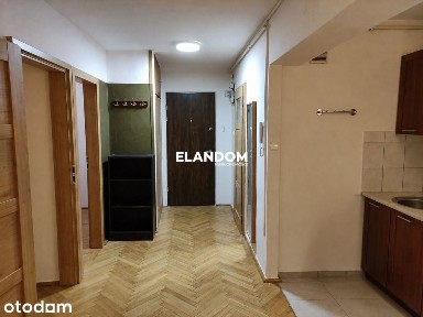 Skwer Wyszyńskiego, 48 m², 3700 zł + media