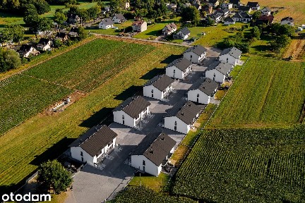 Nowoczesne mieszkanie, 2 miejsca parkingowe, balkon, klimatyzacja