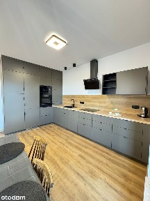 Przestronny 4 pokojowy apartament z tarasem | 2 Łazienki | Garaż