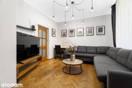 Przestronny dom |5 sypialni |2 garaże | duży ogród