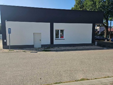 Lokal usługowo-handlowy 80 m2 - Trąbki k. Garwolina w budynku Delikatesów Kulfon