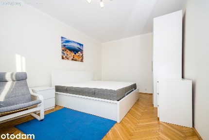 Przytulne dwupokojowe w budynku z windą
