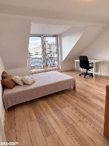 3 pokoje + kuchnia z jadalnią, balkon, klimatyzacja, PARKING, CENTRUM