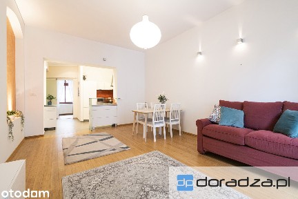 2 pokoje / 50m2 / winda /RYNEK / ul.Odrzańska / CENTRUM