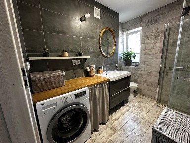 Wynajmę zadbane, nowoczesne mieszkanie o powierzchni 60 m², położone przy ul.Zofii Nałkowskiej Elblągu, w spokojnej i zielonej części miasta