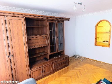 UL. BRONIEWSKIEGO / 2 POKOJE / 1 PIĘTRO / NISKI BLOK