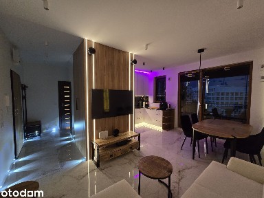 Premium 44m2 | PIERWSZY NAJEM | Skyline View | Deer Design | Metro