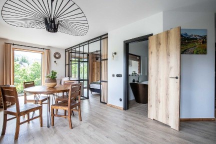 Wysoki standard, 43m2., dwa pokoje. Dostępne od 15 października. Oberconiówka.