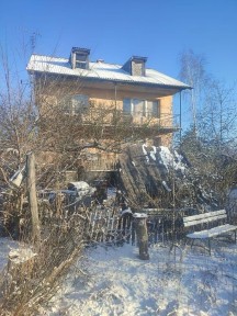 Dom z dodatkową działką w Krobii