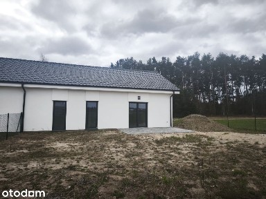 Lokal mieszkalny w domu dwulokalowym z pompą