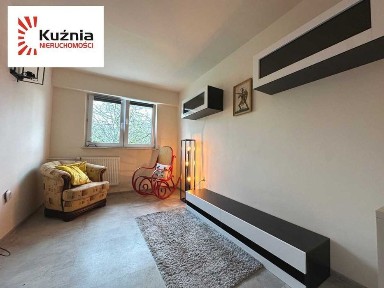 3 pokoje w niskim budynku obok Park Szczęśliwicki, balkon, piwnica, Ochota ul.Urbanistów, możliwy zakup na kredyt!