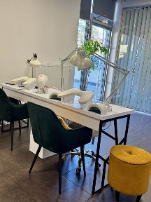 Wynajmę stanowisko do manicure - Warszawa, Praga-Południe