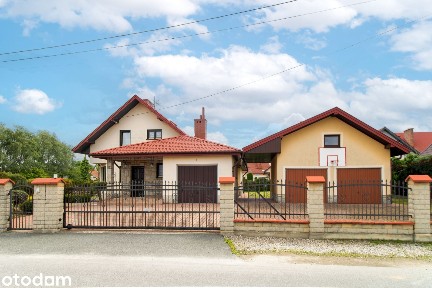 Centrum Dąbrowy| 136m2 | Działka 10,8ar | Garaż w bryle | BEZ PROWIZJI