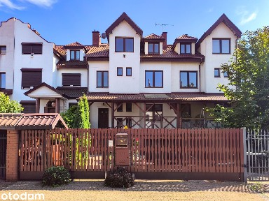 Dom 299,8 m² na Gocławku | garaż 45,7 m² | tarasy i ogród