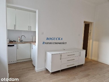 Centrum-Al.Wyzwolenia,1pok.-śliczne,meble, 2400 Pl