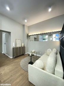 Śródmieście | Gotowe 32 m² po remoncie | Bez prowizji | Czynsz 260 zł