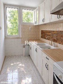 Rondo Wiatraczna. 3 pokoje do wprowadzenia. Balkon