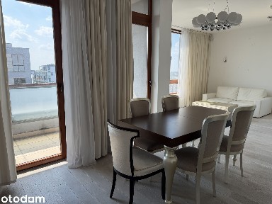 82,12 m2 apartament na ostatnim piętrze przy Rydygiera
