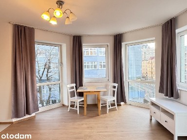 Centrum, nowe, balkon, portiernia, ochrona, m.postojowe