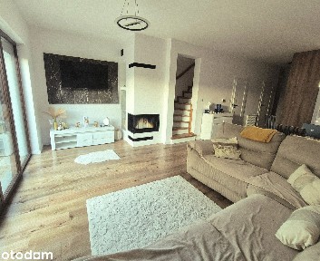 Terraced house for rent /Dom szeregowy na wynajem