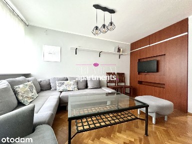 2-pokoje 42m2 piwnica wysoki parter balkon patio