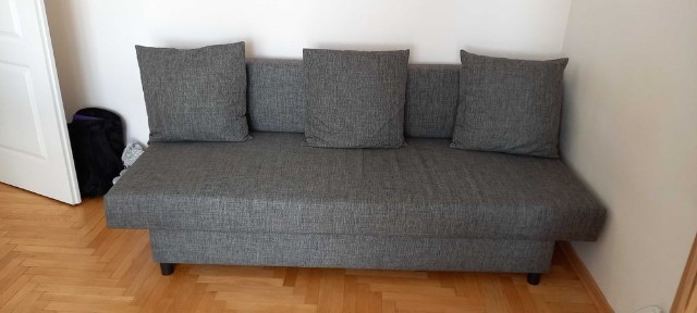 Mieszkanie umeblowane, 2 oddzielne pokoje, blok 4-pietrowy, swietna lokalizacja (10 min spacerkiem do morza i park Reagana obok)