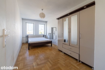 3 pokoje do remontu w ścisłym centrum