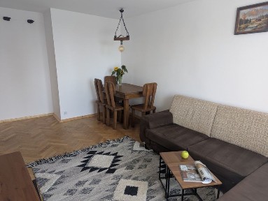 Duże rozkładowe umeblowane mieszkanie dwupokojowe M3 z balkonem, osobne: kuchnia, 2 pokoje, łazienka oraz WC, Łódź Bałuty, ul. Prusa 6