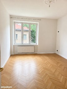 klimatyczne po remoncie M-3 z balkonem w kamienicy ul. F. Chopina