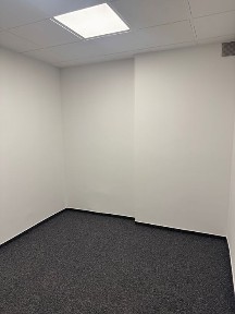 Lokal usługowo/biurowy na wynajem w kamienicy z monitoringiem o powierzchni 10 m2. Brodnica, Ul. Mostowa 14