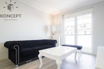 Wysoki standard 2 pok | Balkon | Parking | Centrum