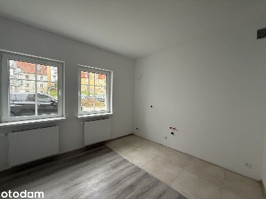 Kawalerka na parterze w centrum