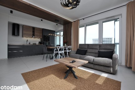 Quorum, Sikorskiego 13 - 3 pokojowe, 14 piętro, widok na Rynek, balkon