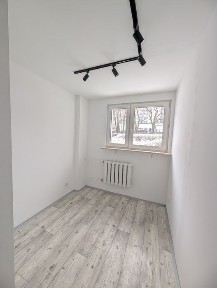 Gotowy lokal użytkowy 19,8 m² po generalnym remoncie - Sosnowiec, Środula