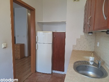 Przytulna kawalerka 32m2 z balkonem przy stacji metra M2 ( Bemowo)