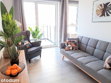 studio Port Praski, Dom Przy Okrzei