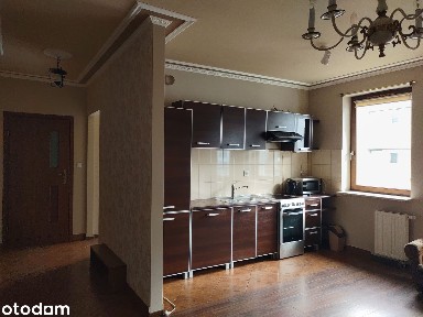 Komfortowe dwupokojowe w apartamentowcu, po remoncie, przy parku