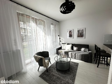BEZPOŚREDNIO Wyposażona kawalerka 28m²