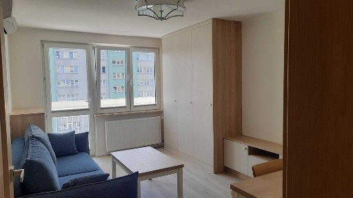 2-pokojowe klimatyzowane mieszkanie z balkonem, wysoki standard, Kraków os.Kościuszkowskie, bez pośredników