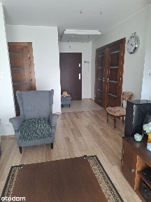 Przestronne 3 pokojowe mieszkanie - 66 m2