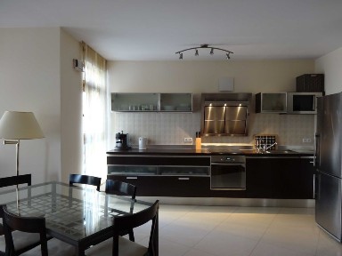 Apartament 60m w pobliżu Dworca Gdańskiego sprzedam